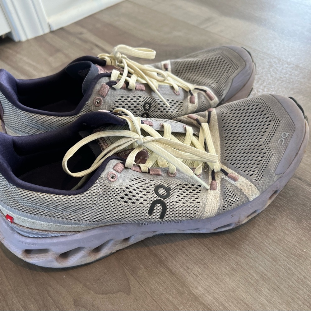 On Running Women's Gray and Purple Athletic Shoes